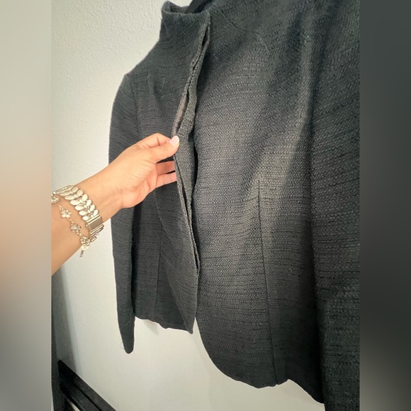 Massimo Dutti Elegant Black Women's Jacket Size M.
B0001 - Picture 6 of 10